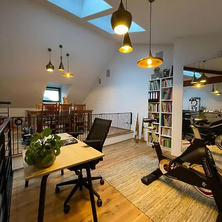 Spacious House Next Kirchberg-centre With Parking