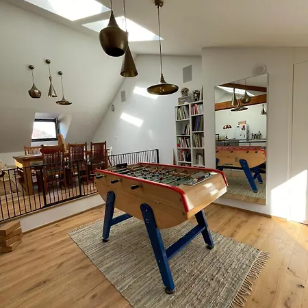 Spacious House Next Kirchberg-centre With Parking * Lucembursko