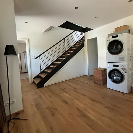 Spacious House Next Kirchberg-centre With Parking * Lucembursko