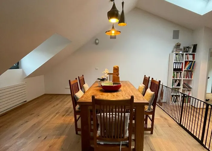 Spacious House Next Kirchberg-centre With Parking Luxemburgo