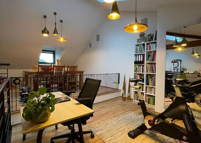 Spacious House Next Kirchberg-centre With Parking