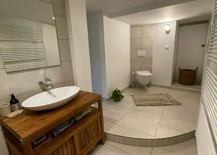 Villa Spacious House Next Kirchberg-centre With Parking