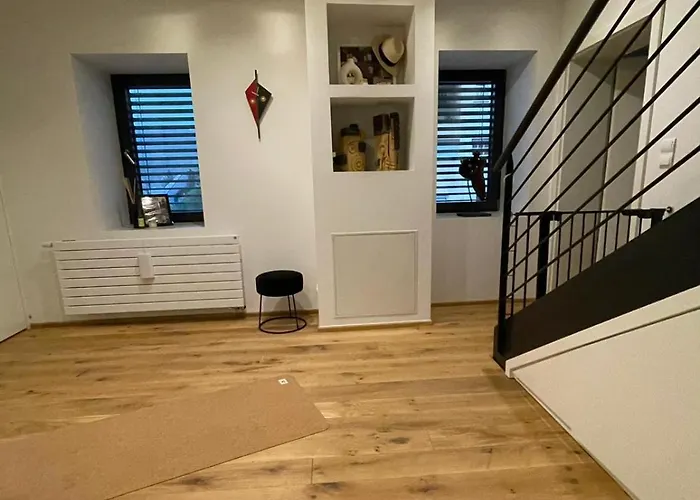 Βίλα Spacious House Next Kirchberg-centre With Parking *