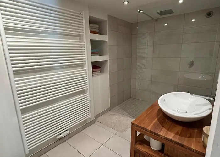 Spacious House Next Kirchberg-centre With Parking Βίλα *