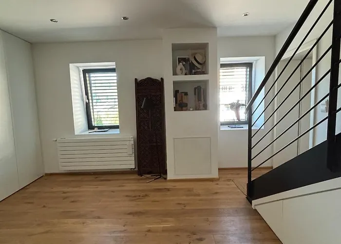 Spacious House Next Kirchberg-centre With Parking * Люксембург