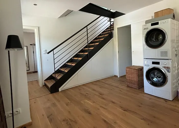 Spacious House Next Kirchberg-centre With Parking * Люксембург